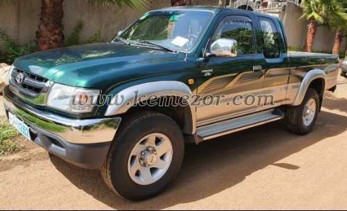 Toyota Hilux 2005 in Ethiopia